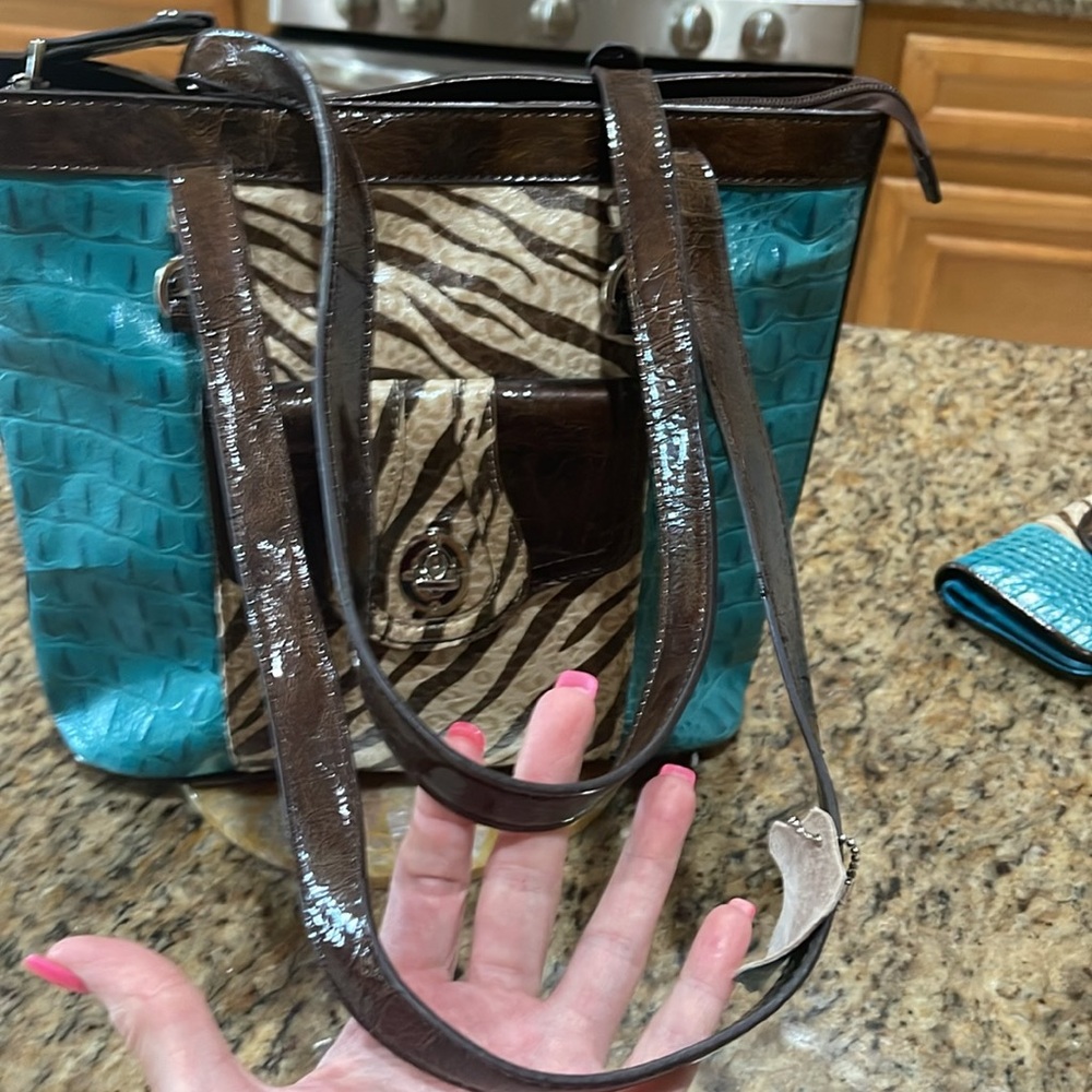 🔥Sale On Trend Leather purse with matching leather wallet - Picture 6 of 16